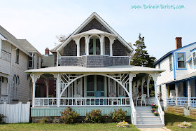 cottages of martha's vineyard, shingle style cottage, cape cod style house, beach cottages