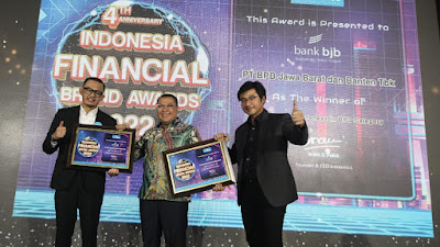 Jaga Reputasi Baik Perusahaan, bank bjb Raih Best Brand Awareness & Best Brand Image dari The Iconomic