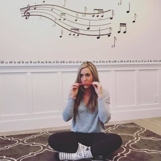 Lauren Teaches Music 