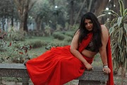 Hot Saree Model Sneha.. 