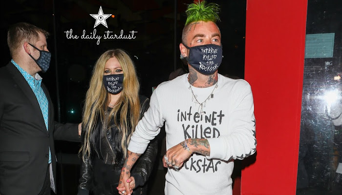 Paparazzi: Avril Lavigne y Mod Sun en West Hollywood - 11.02.2021