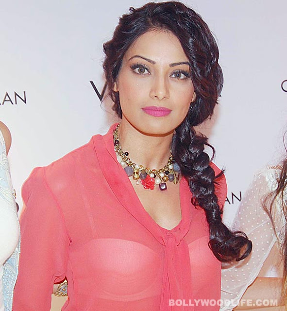 Bipasha Basu hd wallpapers