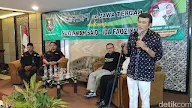 King Of Dangdut Rhoma Irama Dan Fans Siap Menangkan Sudirman - Ida!