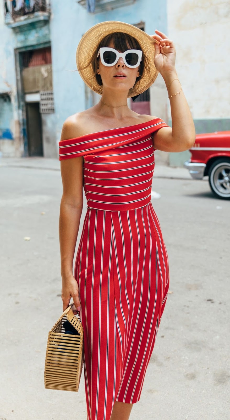 amazing summer outfit_hat + retro sunglasses + striped off shoulder dress + bag