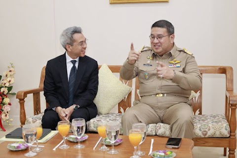 เลขาฯ ศอ.บต.ต้อนรับกงสุลใหญ่ ณ เมืองโกตาบารู หารือความร่วมมือในด้านต่างๆ ระหว่างกัน