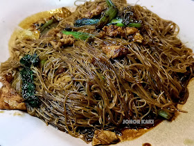 Ipoh Tuck Kee Fried Noodles for Wat Tan Hor 德记炒粉店