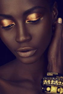 Image and Inspiration credit to: "MOMOAFRICA" https://www.momoafrica.com/black-ladies-makeup-looks-get-drooling/