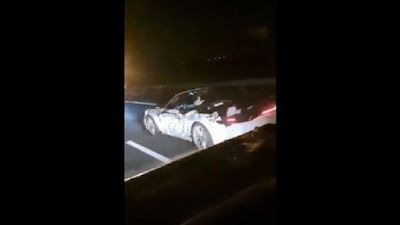 Viral Video Mengerikan Porsche Meluncur, Pengemudinya Tanpa Kepala