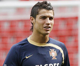 Ronaldo Mohawk on Design For Men Haircuts  Hair Style Footballers Cristiano Ronaldo 2010