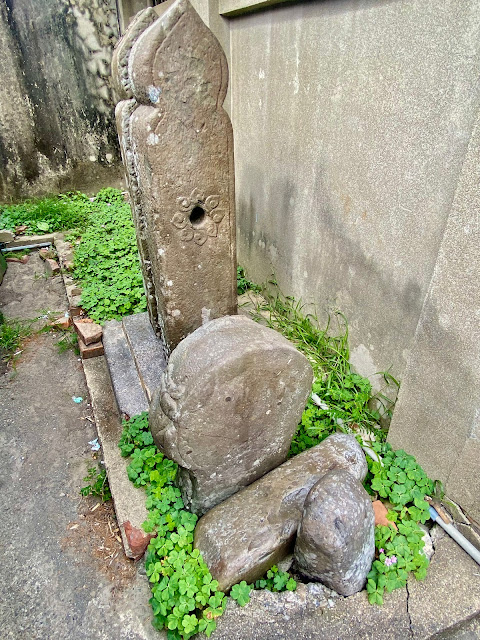 崇本堂林鳳池旗桿座