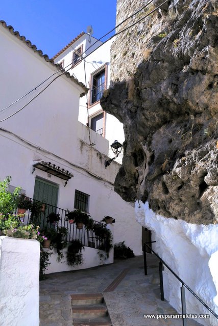 Casares pueblo blanco imprescindible de Málaga