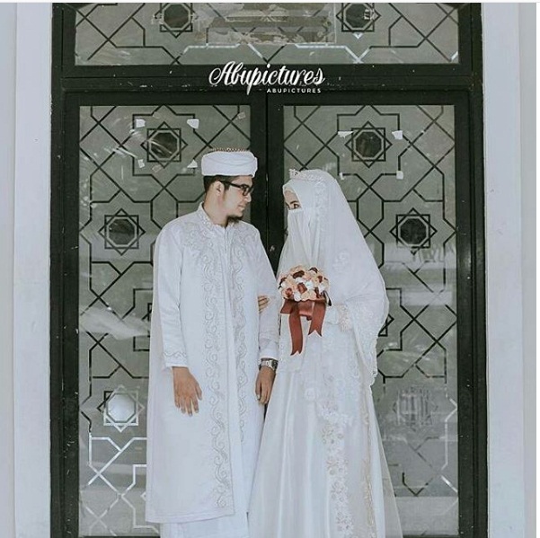 Foto Pengantin Muslimah Bercadar  