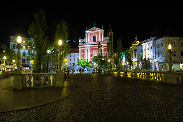 Chiesa francescana dell'Annunciazione-Franciskanska cerkev Marijinega oznanjenja-Lubiana