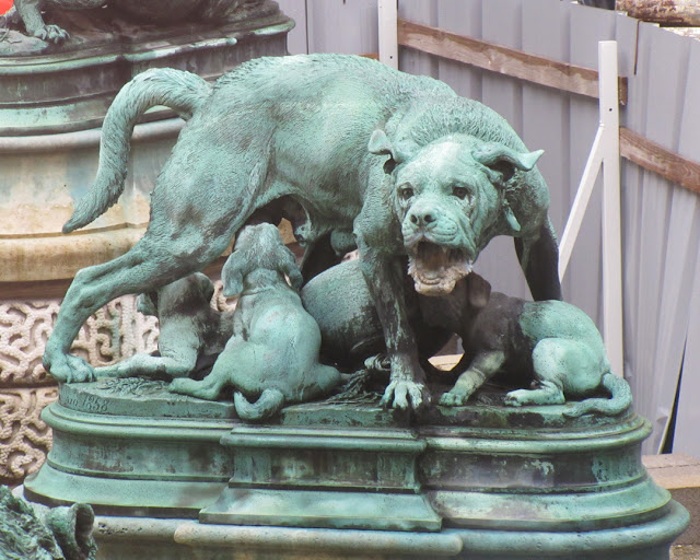 Mastiff with puppies by Pierre Louis Rouillard, Lefuel Court, Musée du Louvre, Paris