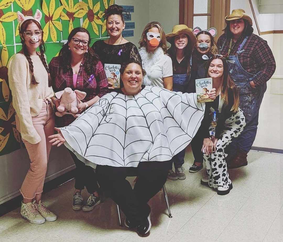 charlottes web teacher costumes for book week