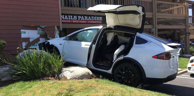 Tesla Driver Accuses Car of Crashing Itself