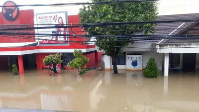 2 Kantor Parpol di Bekasi Terendam Banjir
