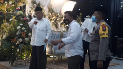 Kiai Asep Nikahkan Putrinya, Habib Lutfi Saksi Nikah