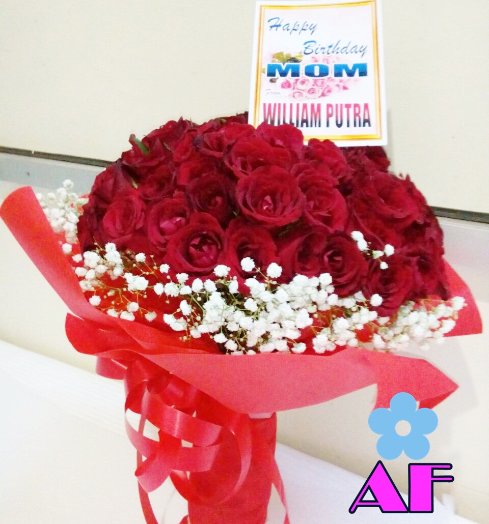 Bunga Mawar Merah Tanda Cinta Sejati - Florist lamongan 
