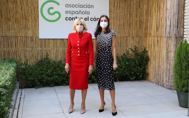 Queen Letizia  and USA first Lady Jill Biden visited the Cancer Association in Madrid. Queen Letizia wore José Hidalgo dress