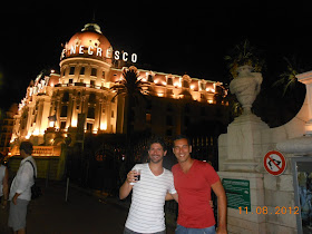 Tá vendo esse hotel aí? Fiquei lá não Hotel Negresco Nice Promenade des Anglais França