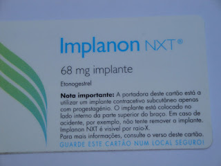 Suplementos de vitaminas e o implante hormonal