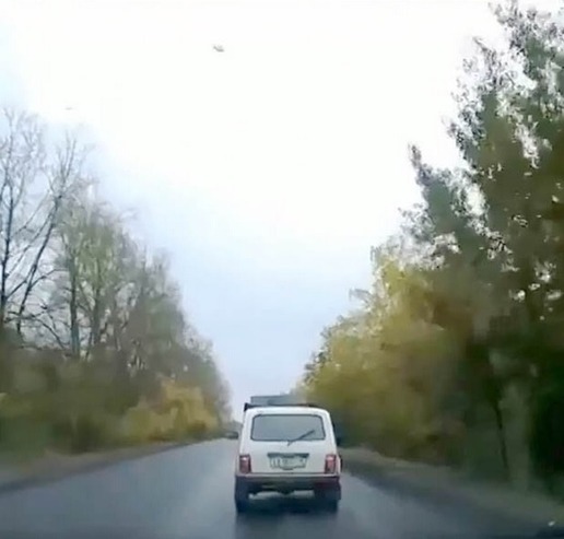 Video : Penampakan UFO Sebabkan Kecelakaan Mobil Di Rusia