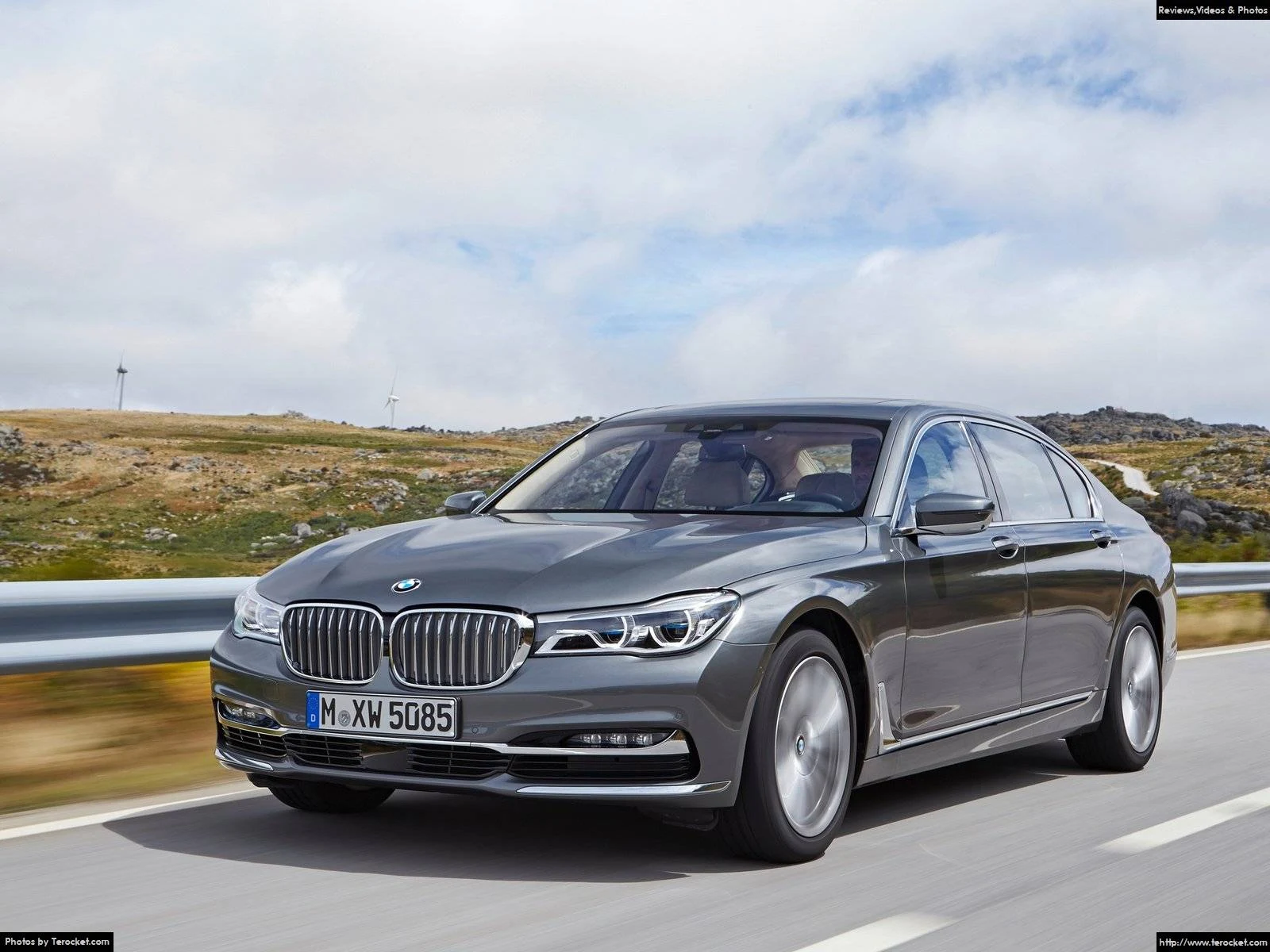 Hình ảnh xe ô tô BMW 750Li xDrive 2016 & nội ngoại thất