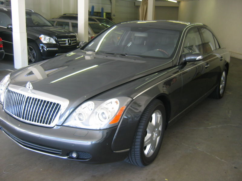 This is a true legend. You never know, Project Kahn's Maybach 57 complete wîth the 4 HRH number .