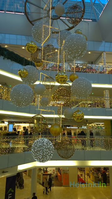 Christmas decoration at Forum