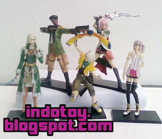 Jual Figure Final Fantasy XIII Trading Arts