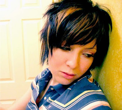 short Emo Hairstyles with a short piece makes a sexy girl and sweet plus