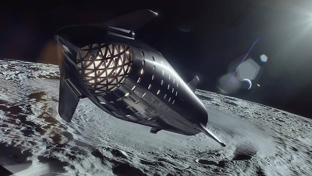Official render of SpaceX dearMoon Starship orbiting the Moon