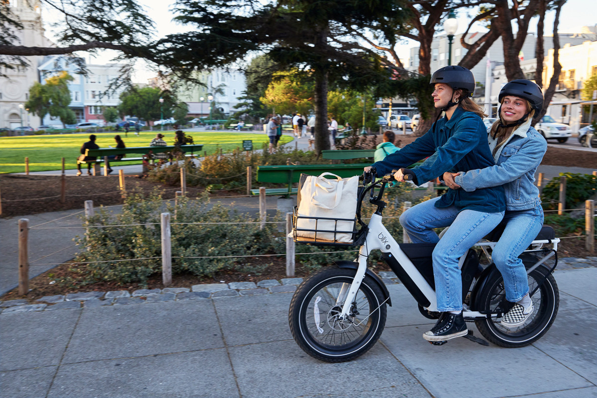 Blix Launches New Premium Utility Model and Expands Ebike Lineup
