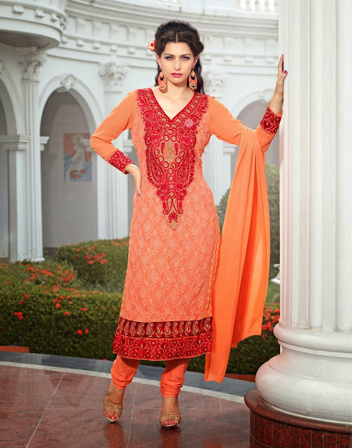 Ravishing Coral Salwar Kameez