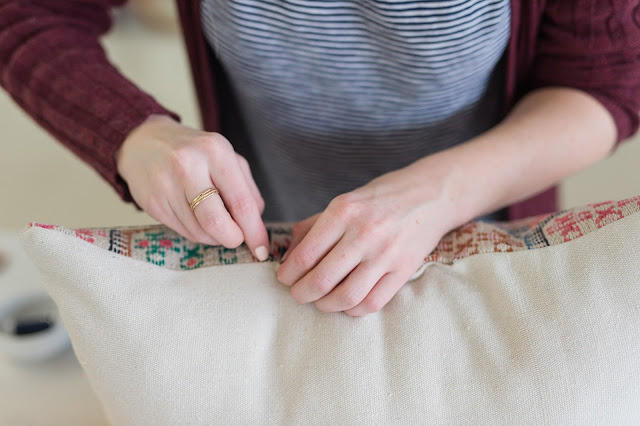 Make an Anthropologie Inspired Kilim Pillow with Tassels | Sewing DIY