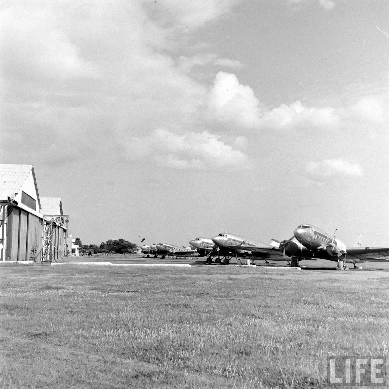 Operation Polo | Hyderabad Police Action | Annexation of Hyderabad, Hyderabad (Deccan), Telangana, India | Rare & Old Vintage Photos of Operation Polo, Hyderabad (Deccan), Telangana, India (1948)