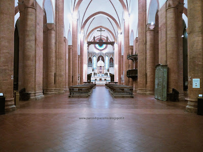 Le chiese vuote per il coronavirus