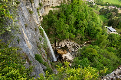 Cerveyrieu waterfall