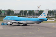 KLM Boeing 747400 @ AMS1.6.2012. Posted by Neil Fraser at 07:36 (img )