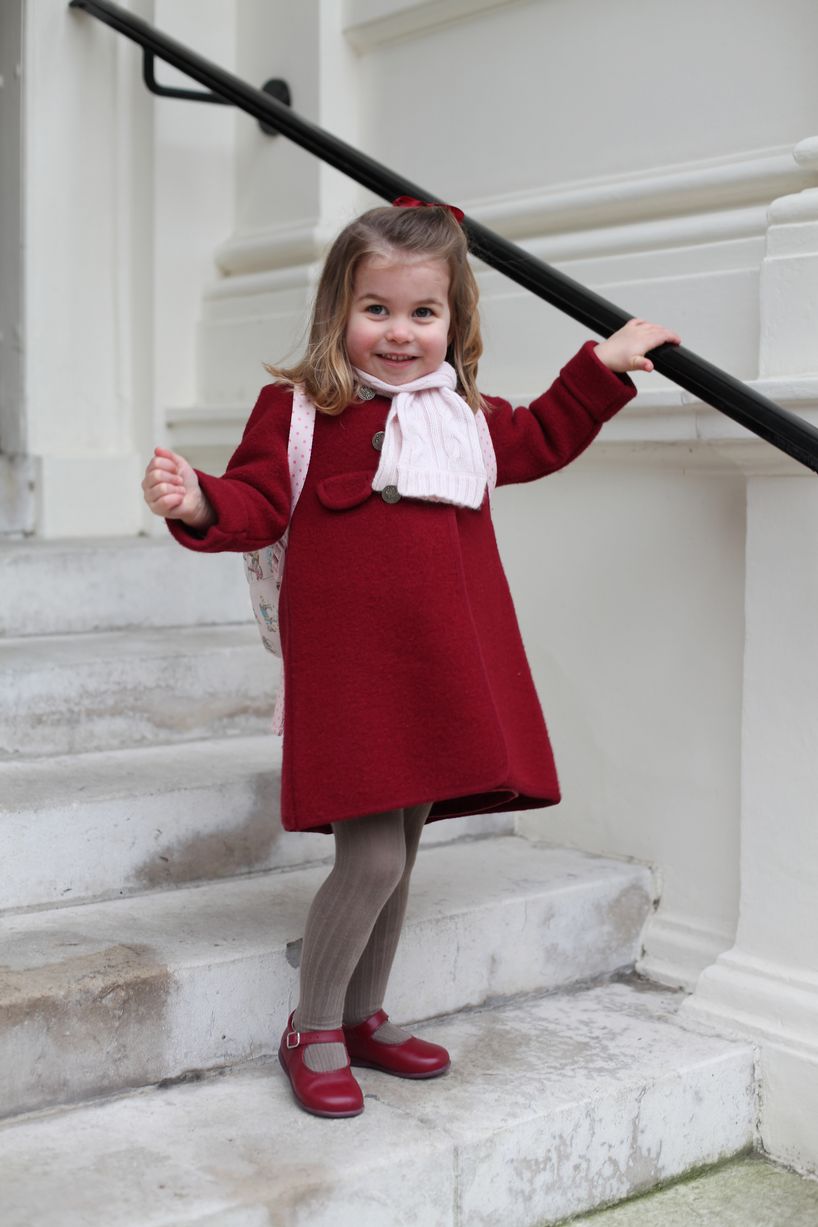 Princess-Charlotte-show-off-their-adorable-winter-style-fashion-idea-0069