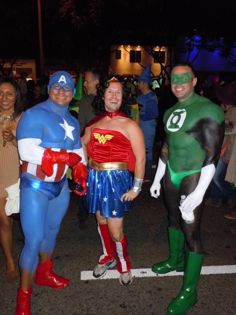 This buff Captain America and Green Lantern didn't even need a costume