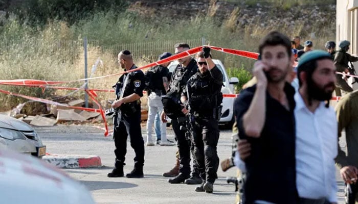 دو فلسطینی شہریوں کی فائرنگ، 4 اسرائیلی جانبحق
