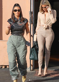 Khloe Kardashian looks identical to sister Kim Kardashian in a new snap