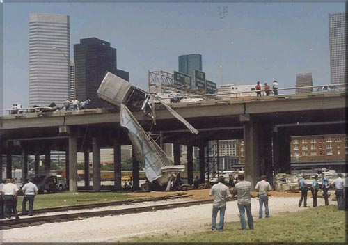 Trucks pickup trucks: Big Trucks Crashes