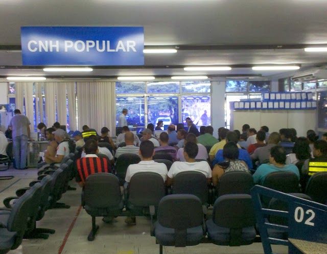 Programa CNH Popular já emitiu mais de 70 mil carteiras de motorista em Pernambuco