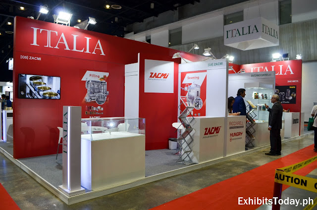 ITALIA exhibit booth 