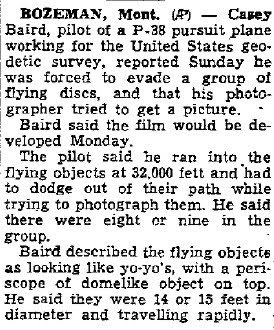 P-38 Pilot Takes Evasive Action To Avoid Flying Discs - Walla Union-Bulletin 7-7-1947