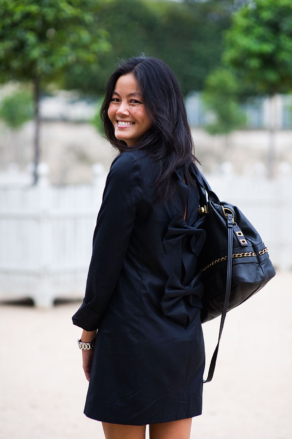 Running With The Fash Pack...Paris Fashion Week SS 2010