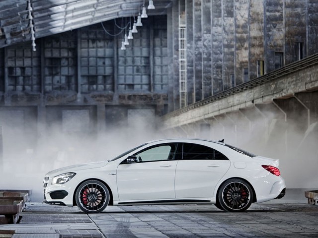 Mercedes CLA 45 AMG 2014